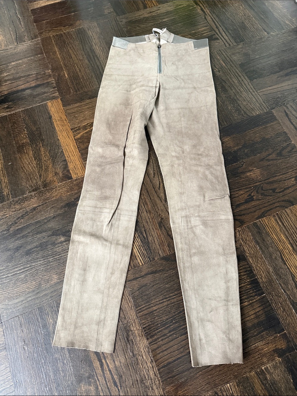 USED authentic Alice + Olivia Gray Suede Skinny Pants Size 0